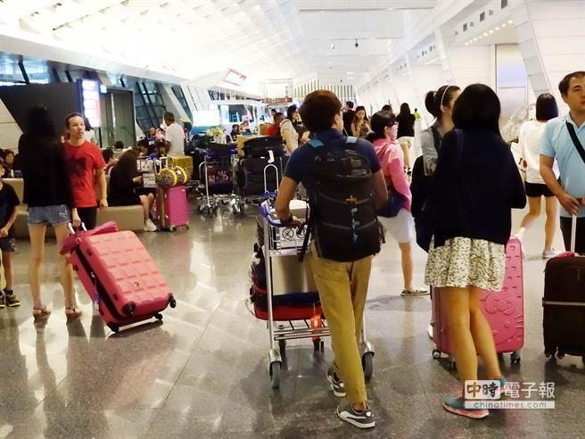 旅客量增 桃機(jī)將再建第四航廈 旅客量增 桃機(jī)將再建第四航廈