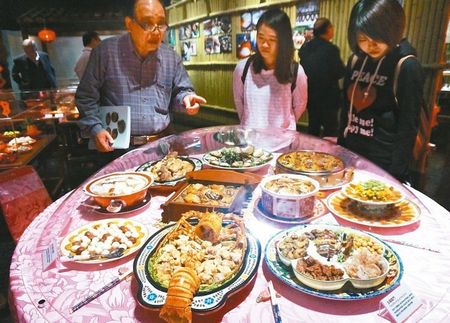 ����ʯ�硱�Ѳؼ��쿡�x(��)�Ѽ�����������r���Nʯ�^��ƴ�ɝM�hȫϯ��ʽ��������Դ���_����(li��n)�ψ�(b��o)��