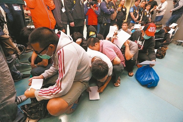 �_(t��i)18�����R�������p�_���bѺ ���J(r��n)���_(t��i)��Ƶ��g