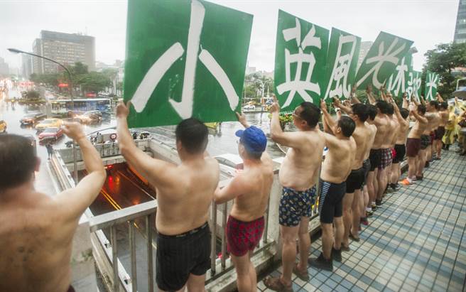 �ڹ��ߵ�������Ժ���Ե�������e����(bi��o)�Z�����h