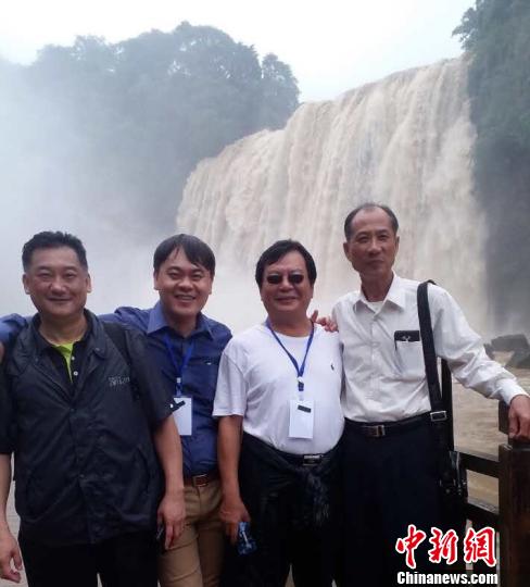 �_�̂����S�����ٲ�ǰ��Ӱ�������i �z