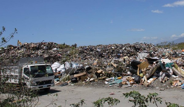 尼伯特風(fēng)災(zāi)致臺東垃圾量暴增 3600噸超焚化負(fù)荷 尼伯特風(fēng)災(zāi)致臺東垃圾量暴增 3600噸超焚化負(fù)荷