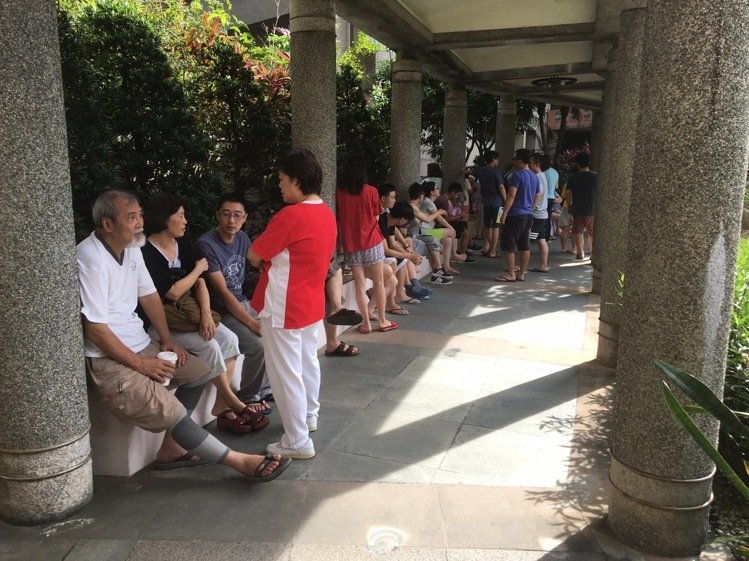 �±�һסլ�ǻ���ס������ͥ���y