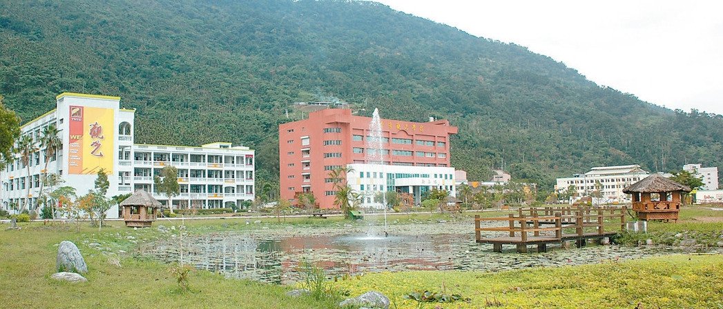  �_(t��i)���W(w��ng)�Ѱl(f��)������W(xu��)�ˈ�(ch��ng)���Ρ���15��УԺ���뾯�侀�����DƬ��Դ���_(t��i)����(li��n)�ψ�(b��o)����