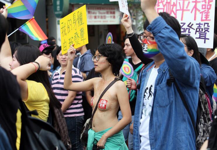 �_(t��i)��Ů�ώ�����������ͦͬ���������ַ��J(r��n)�{(di��o)�������DƬ��(l��i)Դ����(li��n)�ψ�(b��o)����