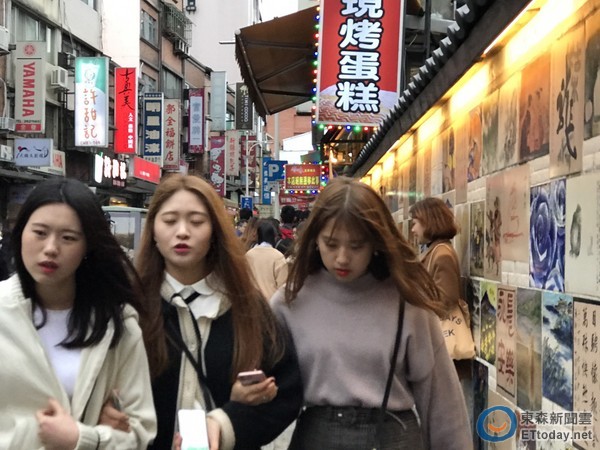 臺灣治安環(huán)境嚴(yán)重影響旅游業(yè) 觀光業(yè)恐成觀“關(guān)”業(yè) 臺灣治安環(huán)境嚴(yán)重影響旅游業(yè) 觀光業(yè)恐成觀“關(guān)”業(yè)