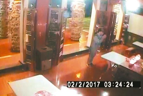 С͵���������e������׽����������(sh��)С�r(sh��)�󱻴�