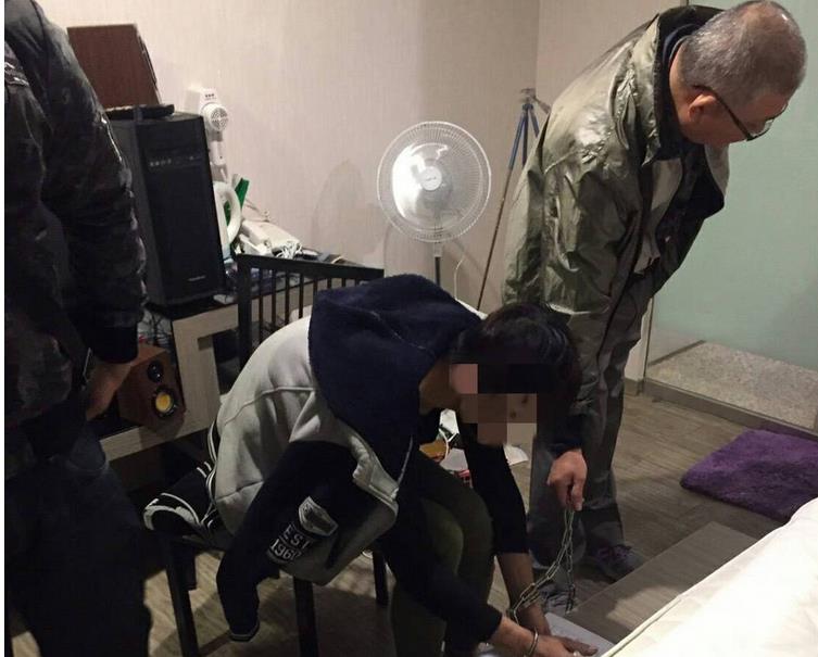 550萬現(xiàn)金竟藏籃筐里 小偷竊喜偷走侍奉老母 550萬現(xiàn)金竟藏籃筐里 小偷竊喜偷走侍奉老母