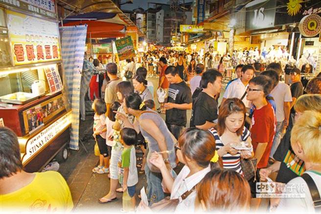 �_(t��i)��ҹ�����^��͸��_(t��i)�Ο��T�г������Lһ��������ԳԱ������ɫС��