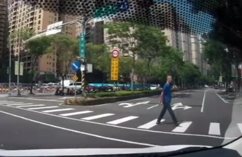 ·�ˡ��]��+90�ȾϹ��� Ů�{�ֱ�����Є�(d��ng)��ʹ��������