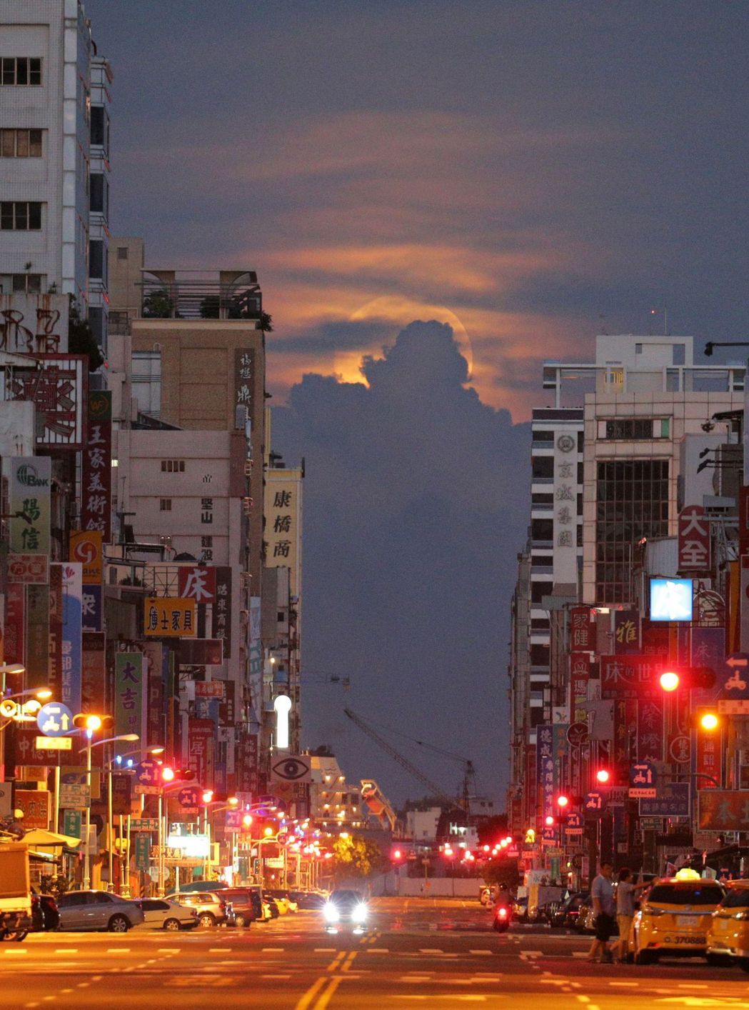 ���۽��^�F(xi��n)���ճ����¡������澰�y��һҊ���D��