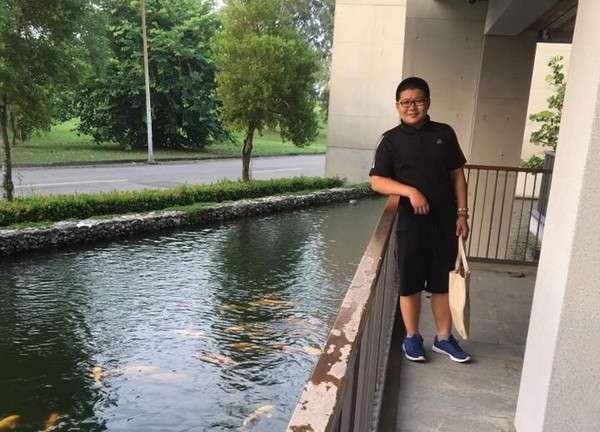 "學(xué)校沒錄取我是它的損失" 中學(xué)生利用直播月入百萬 "學(xué)校沒錄取我是它的損失" 中學(xué)生利用直播月入百萬