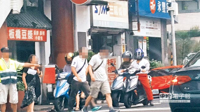 �I(m��i)����Ӕ�(sh��)ǧ�f(w��n) �ֵܶ��˚��̷�ʬ9Ѯ����