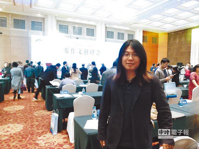 臺灣博士滿街跑“沒人要” 在大陸謀職卻可年薪百萬 臺灣博士滿街跑“沒人要” 在大陸謀職卻可年薪百萬