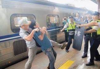 ���\(y��n)���˰���܇���������_(t��i)�F����(x��)���ĳ˿�