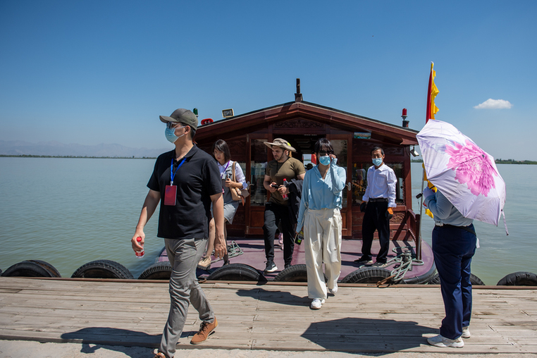 ���Ї��мs��ˮɳһɫɳ���� ���B������˼?x��)w