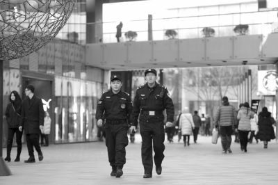 �����������̅^(q��)��(n��i)Ѳ߉�����A�r��ӛ����֮���z