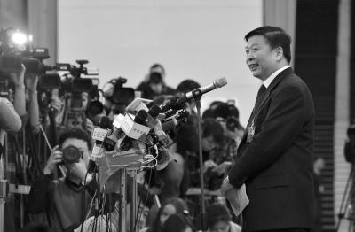 ���粿���L(zh��ng)�����t���ݷ����������(n��i)������Ҋ