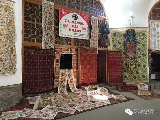 �DƬĬ�J���}