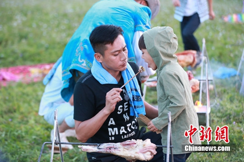 �Y�ψD�����ְ�ȥ�ă���Ҳ�����M(j��n)���⹝(ji��)Ŀģʽ