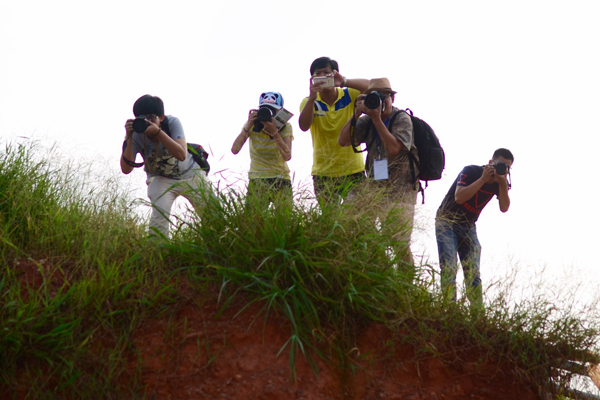 ���W(w��ng)�j(lu��)ý�w���D(zhu��n)�ġ����_���L �ùP߀ԭ �W(w��ng)ý���ġ��������