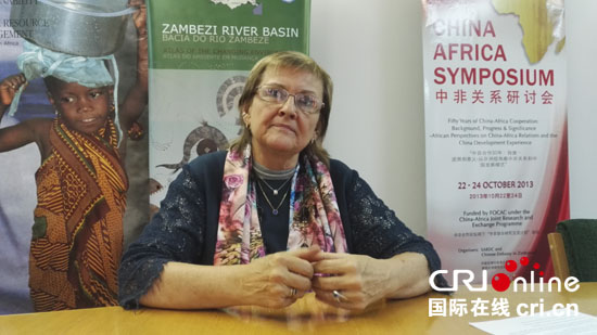 �ϲ������з��P(gu��n)ϵ�о������L(zh��ng)����˹����ɭŮʿ