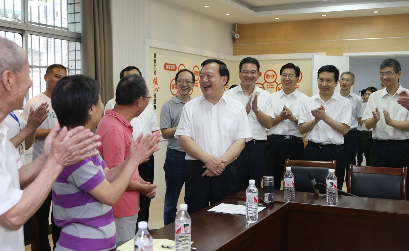 G20后杭州人氣爆棚 浙江省委書記忙著為“弄潮兒”點贊 G20后杭州人氣爆棚 浙江省委書記忙著為“弄潮兒”點贊