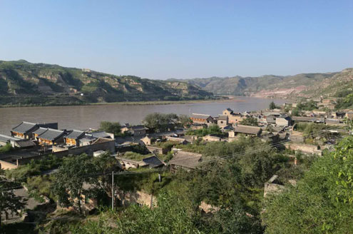 ȫ��(gu��)�W(w��ng)ý�۽�ɽ������ ���ܡ������S�ӵ�һ�(zh��n)��