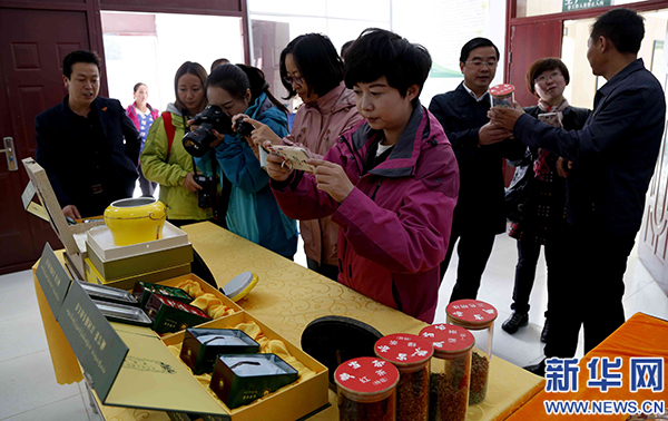 ���W(w��ng)�j(lu��)ý�w�����D(zhu��n)�ġ����L��·�ϵġ���?li��n)u�L�����ଔ�a(ch��n)�I(y��)�@���Óؚ�¸��(qi��ng)��