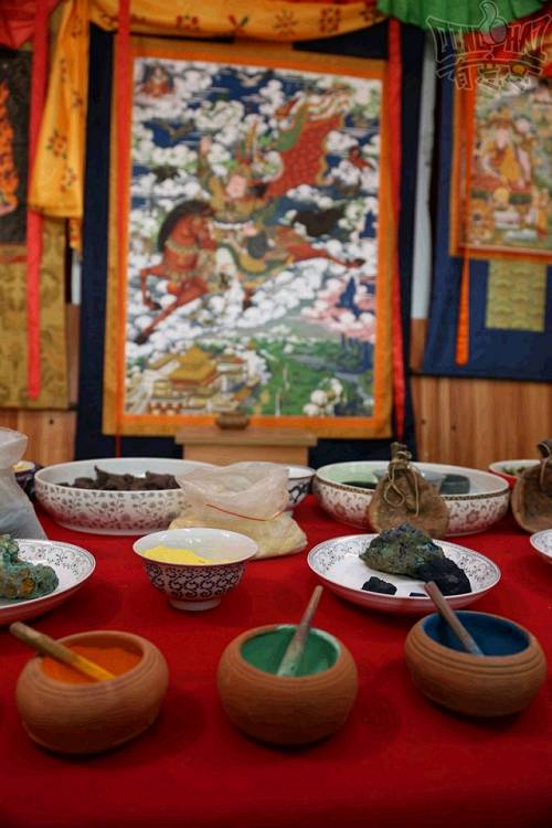 17���o(j��)������U�_��������r(sh��)�ڵ��������ߣ��؄e��(du��)��ˇ������(d��)��һ�õĻ������δ��_��(chu��ng)�ġ������ƿ������l(w��i)�غ�ʢ�d�����δ뼯���ƿ���ָ���Ǵ��C�����C���L���ȶ���(g��)�ֹ�ˇ��Y(ji��)�ϵ���������������Ҫ���c(di��n)��������(x��)�^����ɫ���r����������ɫ�����Ђ��y(t��ng)�ƿ�ˇ�g(sh��)���c(di��n)��