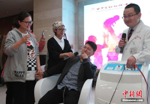 �Y�ψD���｡ �z