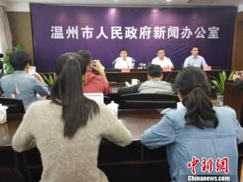 ���ݷ��ݵ������l(f��)������ ���� �z