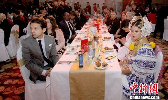 ȫ���⽻�پە�(hu��)�Ї�(gu��)�Ļ�֮ҹ���Ї�(gu��)���y(t��ng)�Ļ��Ȳ�