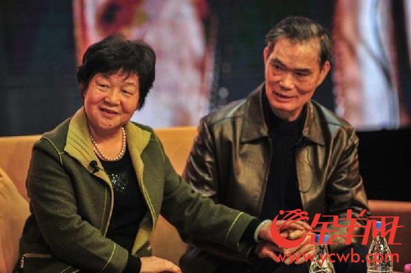 ��ʮ�꼚(x��)��������Ľ��� ����֦����һ��(g��)��ů�ļ�