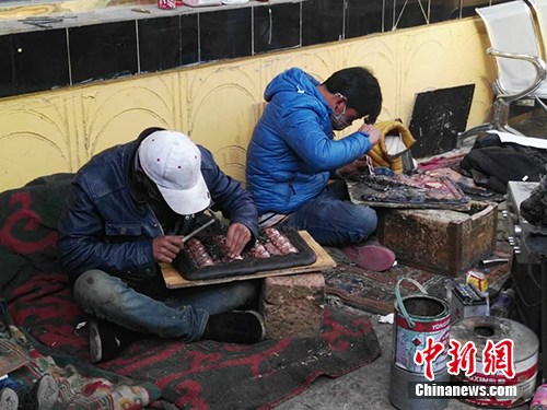 �ڏS��?j��)?n��i),������ϯ�ض���,���������y(t��ng)��ˇ,һ�c(di��n)�c(di��n)�ô������еĽ��������¾W(w��ng)ӛ�� ������ �z