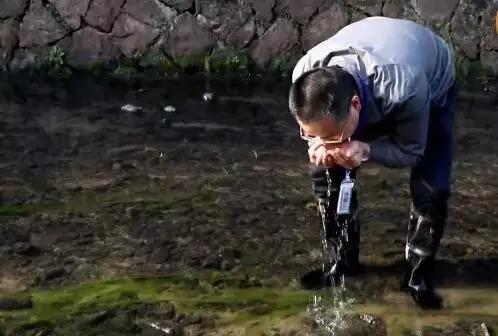 ���B������Ϫˮ����������ӛ�ߣ����ںܶ����϶��f����ʯϪ�β��ã��Լ���ſ��ȥ������(d��ng)�r(sh��)�ǳ���ʲô���]��