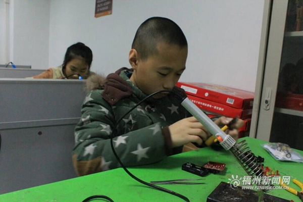 臺(tái)江鯤鵬青少年事務(wù)服務(wù)中心:為青少年撥開陰霾