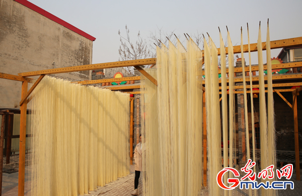 ���������������Є�(d��ng)��С����¶�,�ӱ�����������ӛ