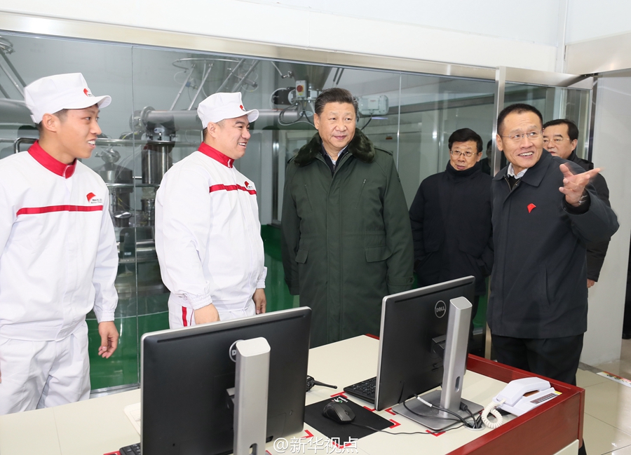 ��(x��)��ƽ����(ji��)ǰϦ���ӱ����ҿڿ���ο�����Ӹɲ�Ⱥ��