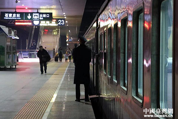 ��Ϧҹ���҂�?c��)�·�? oldsrc=