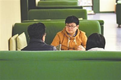  2��2�����ɶ������R�����������¼�����δ�ϴ������^һ�ٵ����������󣩺����ӽ��ܳɶ��̈���L ���zӰ ����