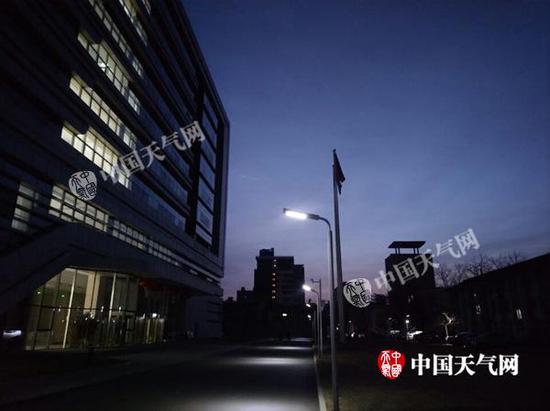 2��8��6�r(sh��)45���S�����������Ҋ�ȼ���