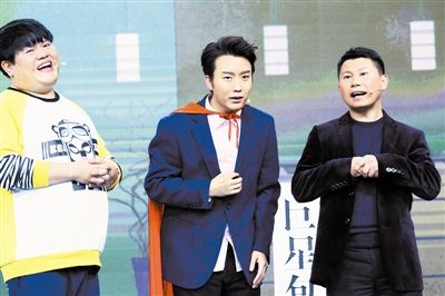 喜劇人聚首江蘇衛(wèi)視元宵晚會(huì) 李玉剛跨界致敬經(jīng)典