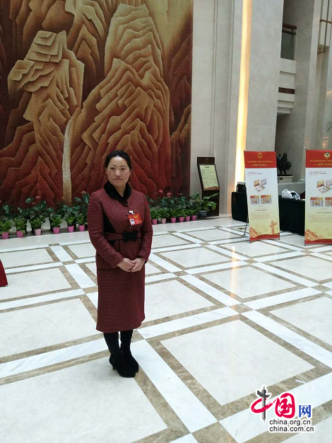 全國人大代表王月清:回收快遞包裝垃圾 實(shí)現(xiàn)綠色物流