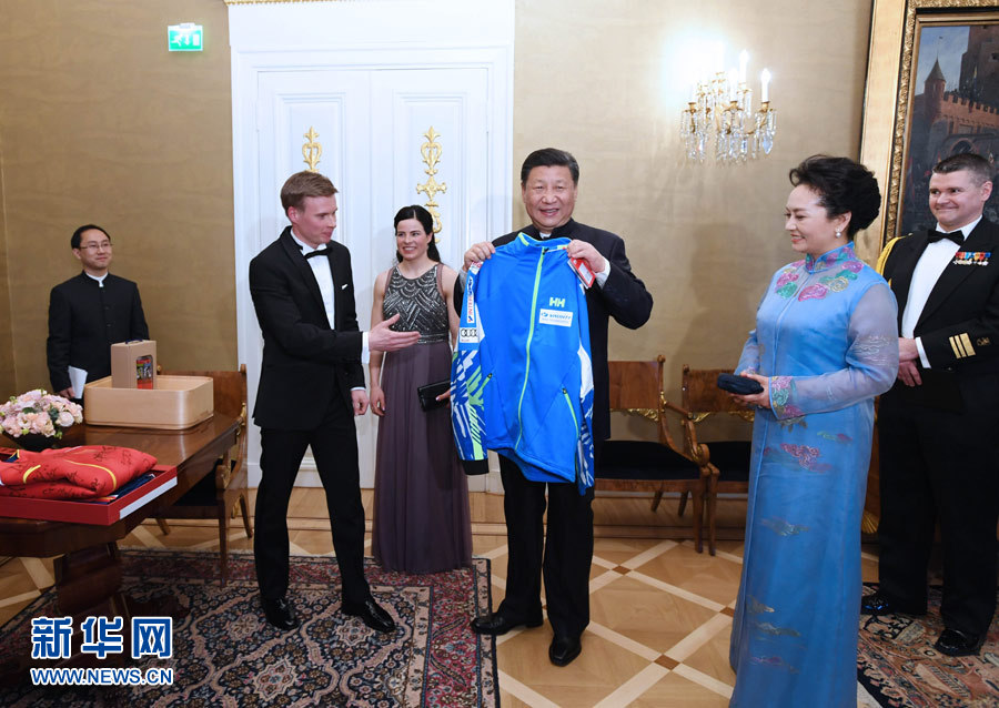 ��(d��ng)?sh��)ؕr(sh��)�g4��5������������ϯ��(x��)��ƽ�ͷ��m���y(t��ng)����˹���ںՠ�������ͬ��(hu��)Ҋ����������2017�����绨�ӻ����\��(bi��o)ِ���з҃ɇ���ѩ�\(y��n)��(d��ng)�T��������(x��)��ƽ���������º�����˹�з��˺���?d��)W���ӕ�(hu��)Ҋ���@�Ƿ��m�\(y��n)��(d��ng)�T����(x��)��ƽ�ͷ���������ٛ(z��ng)���\(y��n)��(d��ng)�������A��ӛ�� ������ �z