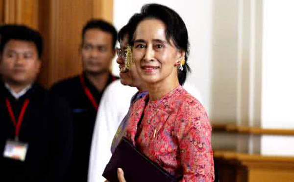 圖片默認標(biāo)題_fororder_緬甸國務(wù)資政 昂山素季