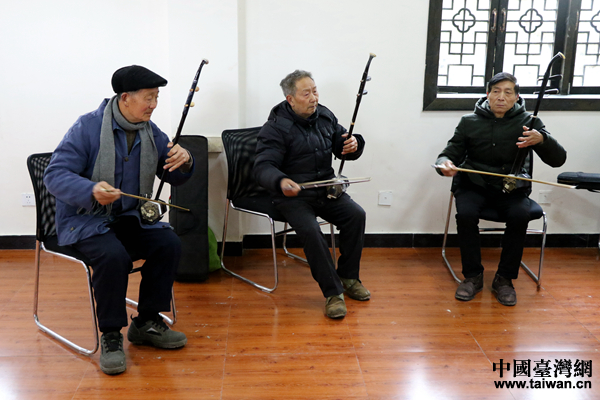 ���W(w��ng)�j(lu��)ý�w���D(zhu��n)�ġ�ǰ�h�^(q��)��(hu��)���壺Óؚ�¸�·�ϵ��A��͑׃