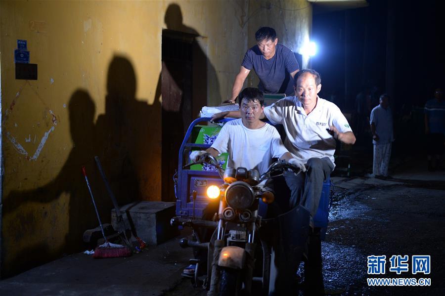 ��������ƽ�r���Ї���ɫ������x˼��ָ���¡����r����������ƪ�¡�����ƽ����ӛ�P(gu��n)���¡��D�Ļ��ӣ���13��һ�О������񡪡�����ȫ����Ѵ�Ȟ�ȡ���A�����ش����֮�r