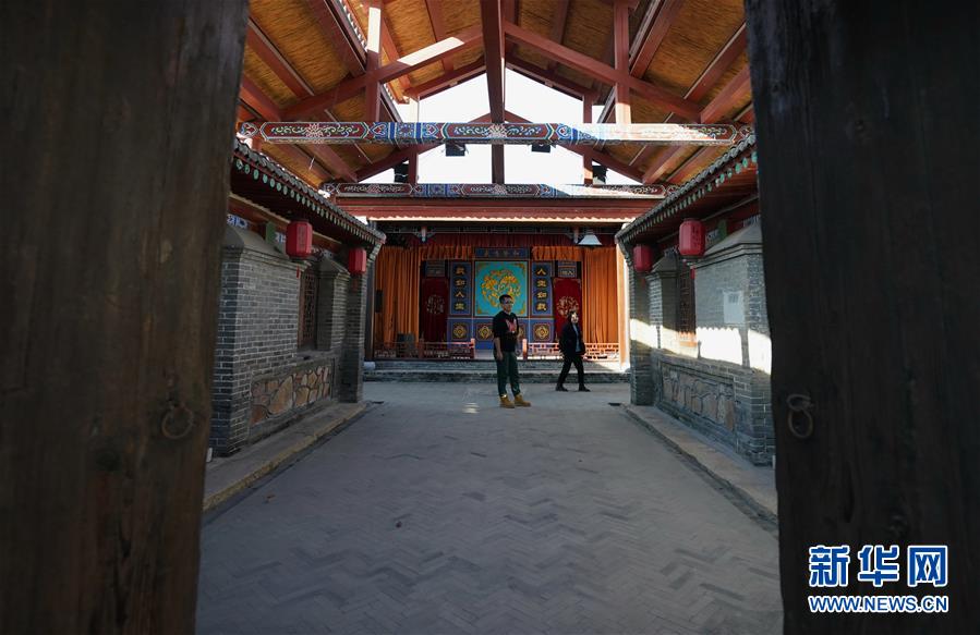 ��ȫ�潨��С��������ٳ�ǧ�h�f���{(di��o)���С����D�Ļ��ӣ���4�������Ӵ壺ˇ�g(sh��)Ժ�䡰�c�����l(xi��ng)���¸�·