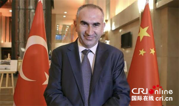 ��������I(y��)�ұ�ʾ����֮�µ��M(j��n)����(hu��)��(du��)�������罛(j��ng)��(j��)���зe�O���x